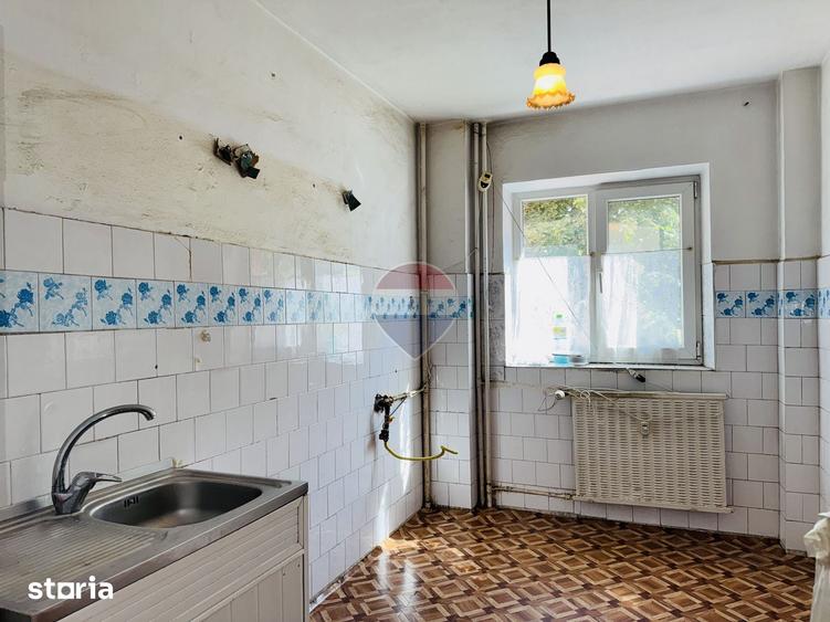 Apartament cu 2 camere în Tei