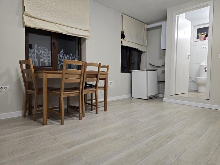 Casă cu 3 camere cu Teren 75 Mp în Valea