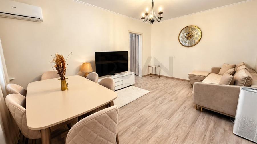 Apartament cu 2 camere semidecomandat în 1 Mai