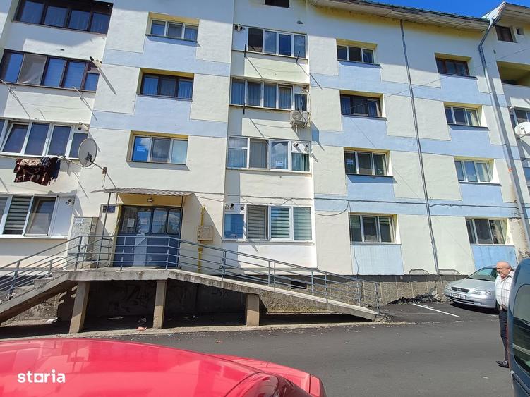 Vand apartament cu 2 camere mari - 2