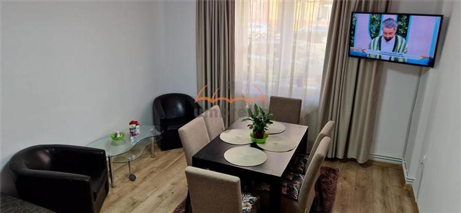 Apartament cu 3 camere decomandat în Horea