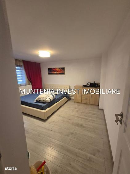 Casă cu 4 camere în Ștefănești