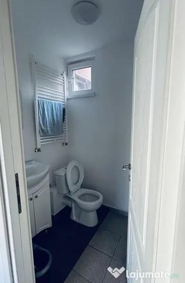 Spațiu comercial, de 61 mp, în Central