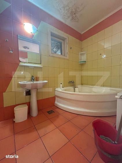 Casă cu 2 camere cu Teren 200 Mp în Central