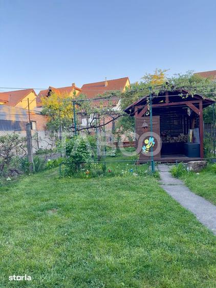 Apartament cu 2 camere decomandat, mobilat în Lupeni