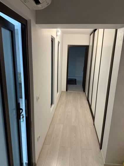 Apartament cu 4 camere decomandat în Central