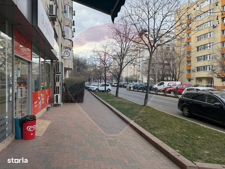 Spațiu comercial, de 50 mp, în Central