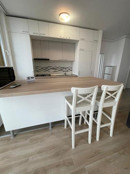 Apartament cu 2 camere semidecomandat în Complex Studențesc