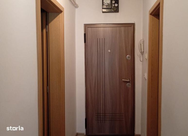 Apartament cu 2 camere decomandat în Alexandru cel Bun