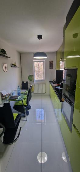 Apartament cu 2 camere semidecomandat în Ana Ipătescu