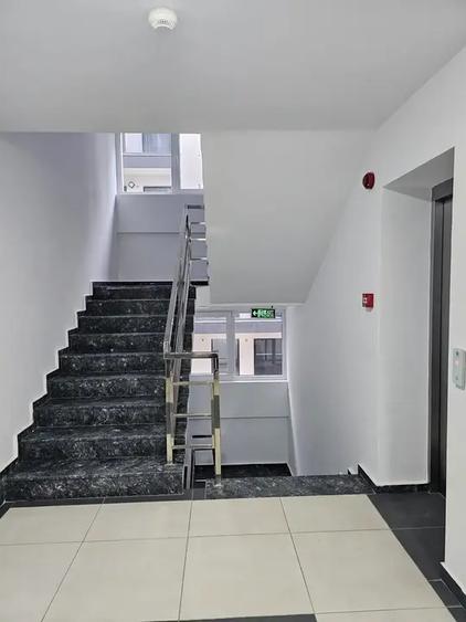 Apartament cu 3 camere semidecomandat în Theodor Pallady