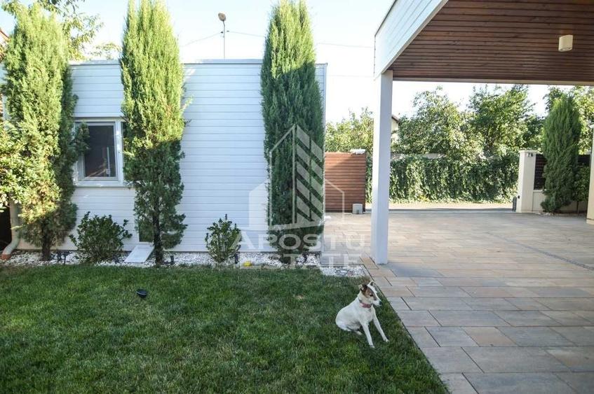 Casă individuală cu 4 camere cu Canalizare în Giroc