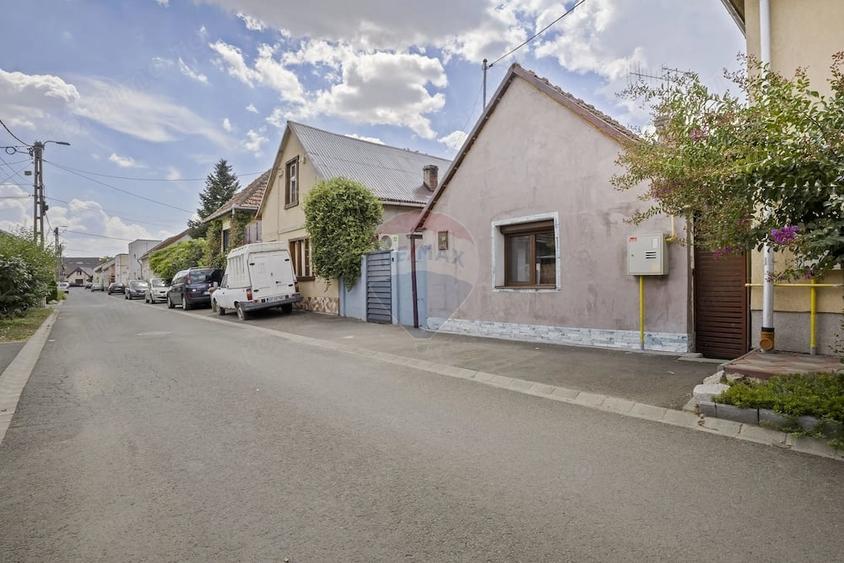 Casa complet mobilata in Aradul Nou, cu ie?ire la mal - 20