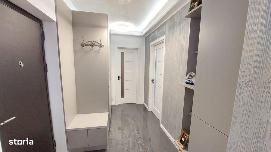 Apartament cu 3 camere în Florești