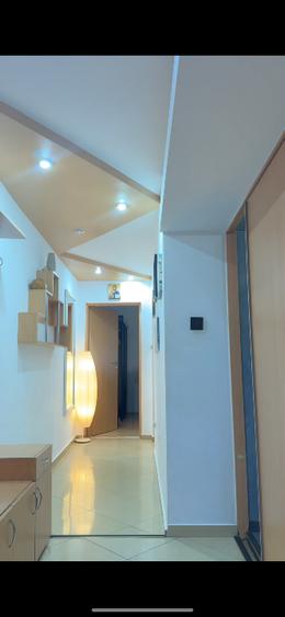 Apartament cu 2 camere decomandat în Complex Studențesc