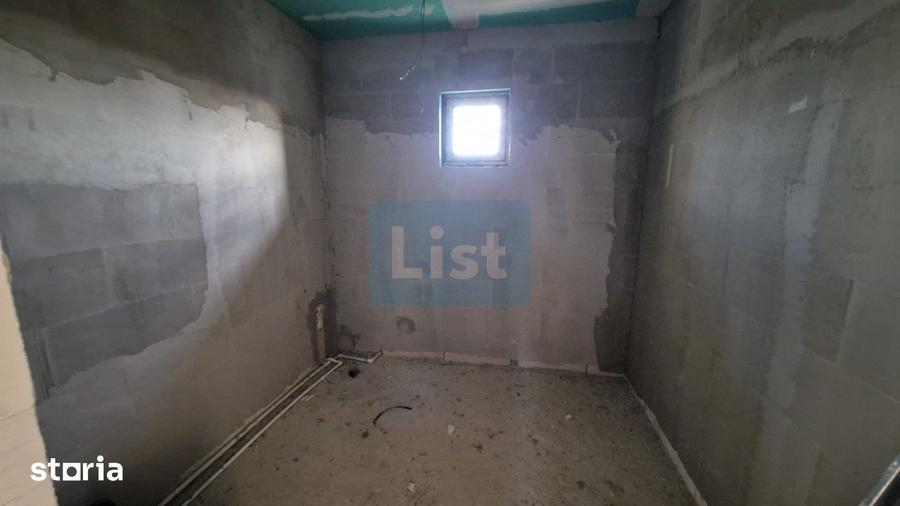 Casă cu 3 camere cu Teren 900 Mp în Coltău