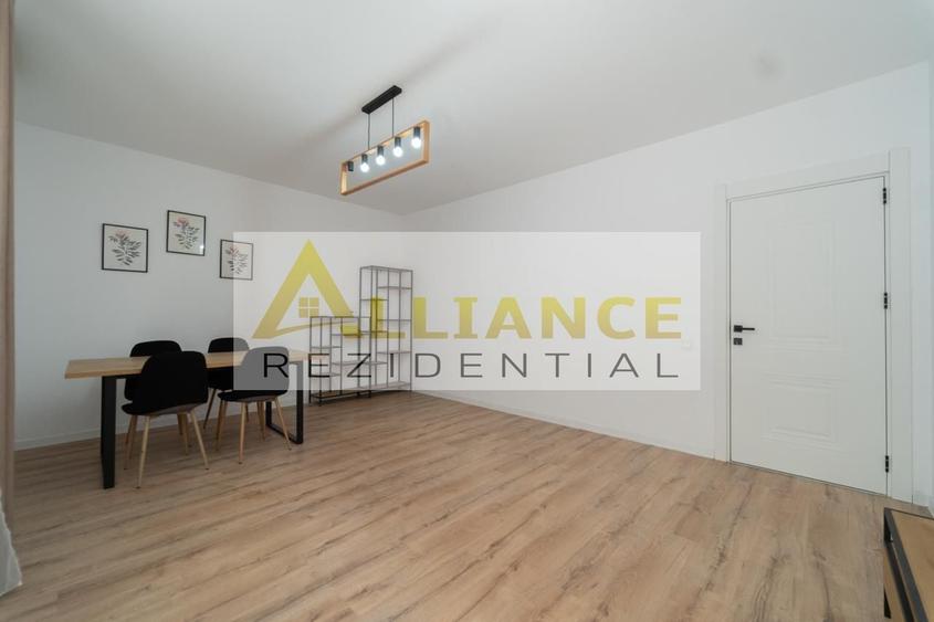 Apartament cu 2 camere decomandat în Est