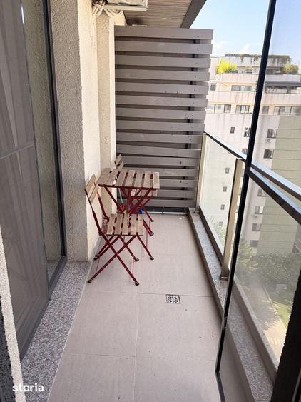 Apartament cu 2 camere decomandat în Regie