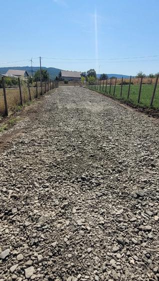 Casă cu 2 camere cu Teren 650 Mp în Chicerea