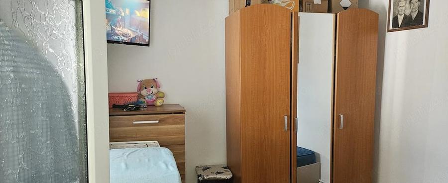 Casă cu 3 camere cu Teren 200 Mp în Central