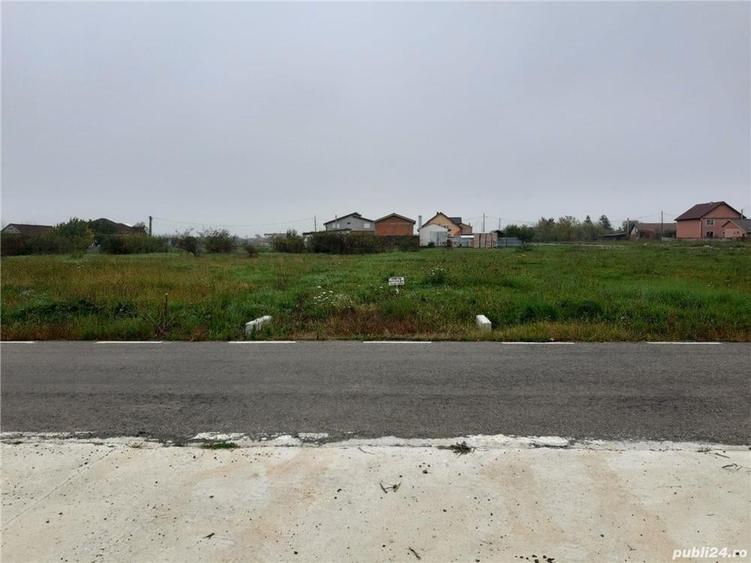 Teren de 1200 mp, în Frumușeni