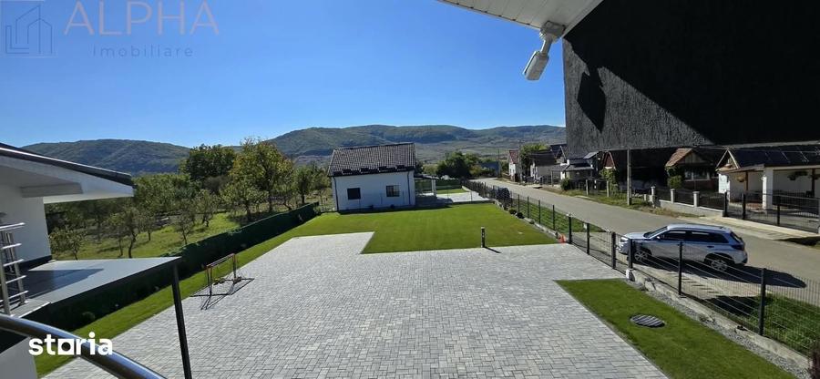 Casă cu 5 camere cu Teren 1218 Mp în Șieu