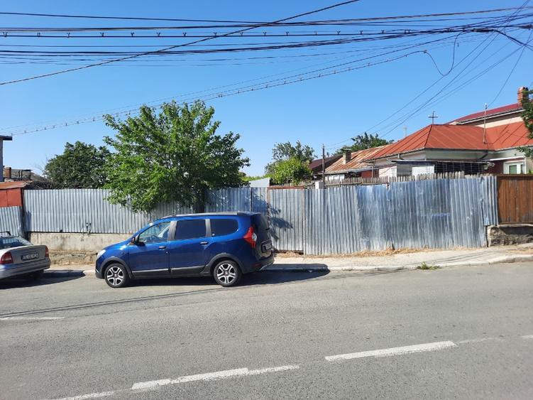 Teren Construcții intravilan de 900 mp, în Păcii