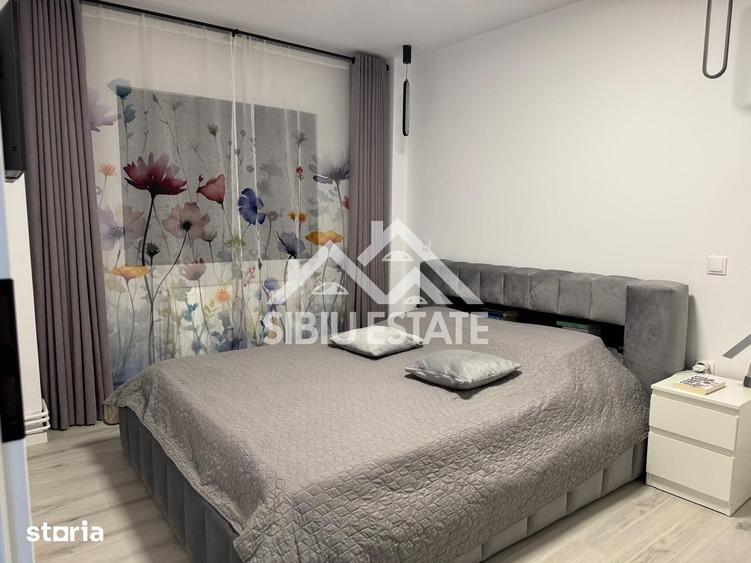 Apartament 3 camere 2 bai, pivita recent renovat-in Sibiu M.Viteazul - 12