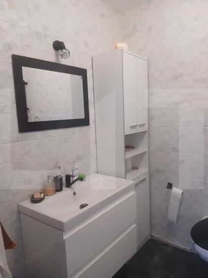 Casă cu 3 camere cu Teren 400 Mp în Parța