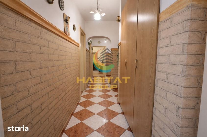 Apartament cu 3 camere decomandat în Berceni