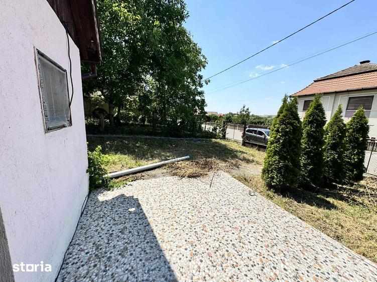 Casă cu 2 camere cu Teren 1349 Mp în Supur