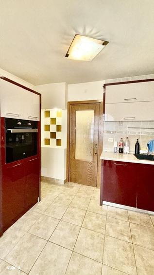 Apartament cu 4 camere în Ultracentral