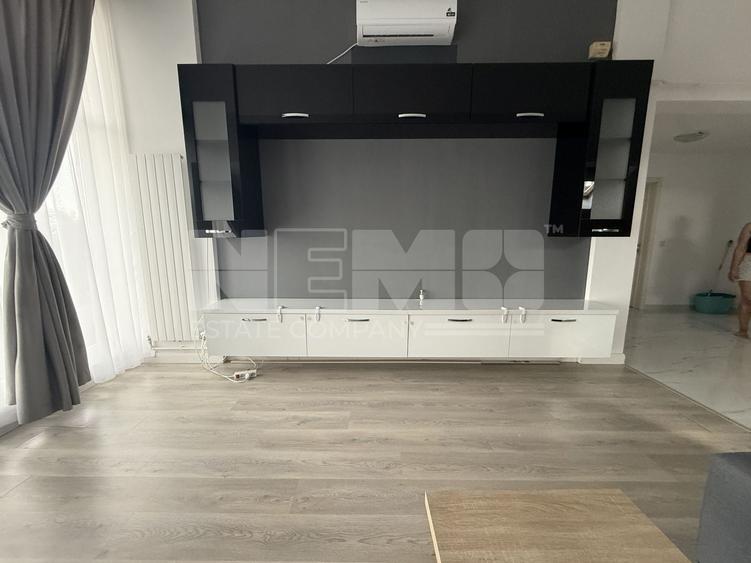 Apartament cu 3 camere decomandat, mobilat în Vest