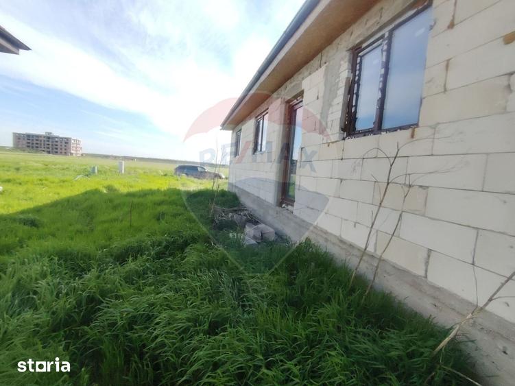 Casă cu 3 camere cu Teren 400 Mp în Nord