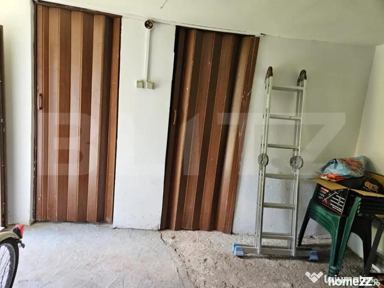 Casă cu 5 camere cu Teren 1000 Mp în Odobești