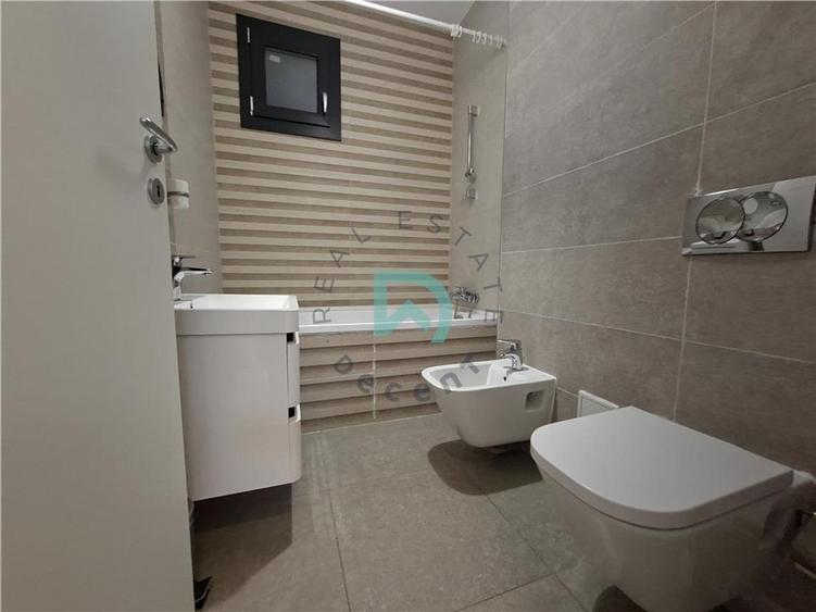 Apartament cu 3 camere semidecomandat în Bartolomeu