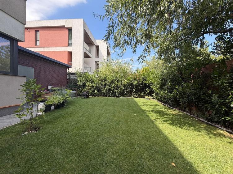 Apartament cu 2 camere decomandat, mobilat în Aradului