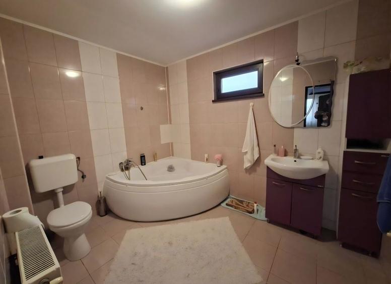 Casă cu 4 camere cu Teren 400 Mp în Dârza