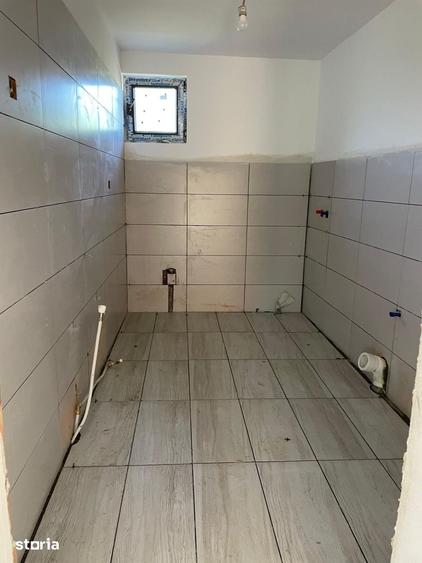 Casă cu 2 camere cu Teren 400 Mp în Mărgineni
