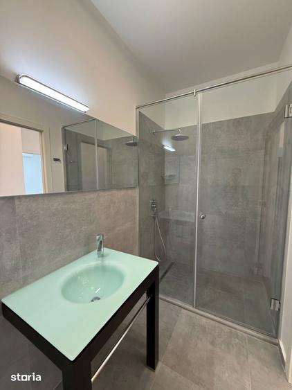 Apartament cu 5 camere în Primăverii