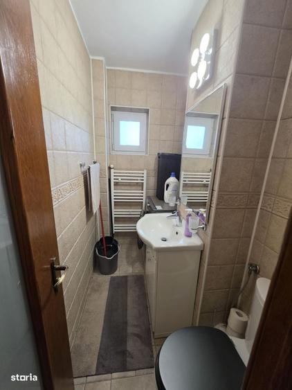 Apartament cu 4 camere decomandat în Fundeni