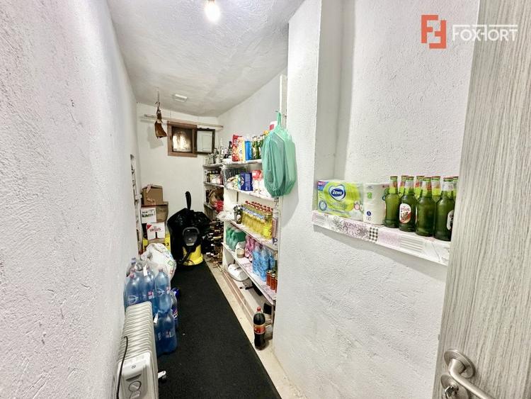 Casă individuală cu 4 camere cu Canalizare în Urseni