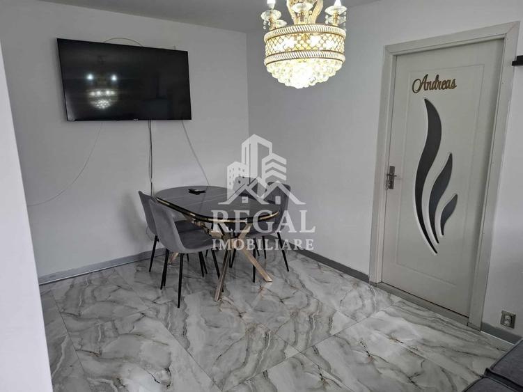 Apartament cu 2 camere semidecomandat, mobilat în Central