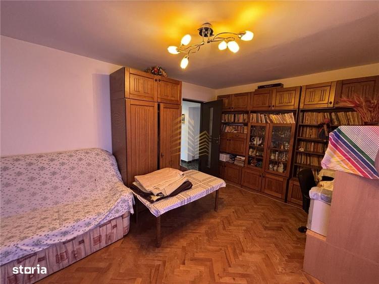 Casă cu 3 camere în Ciupercenii Noi