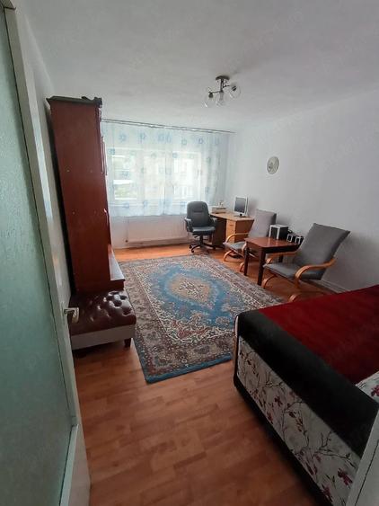 Apartament cu 2 camere decomandat în Viitorului