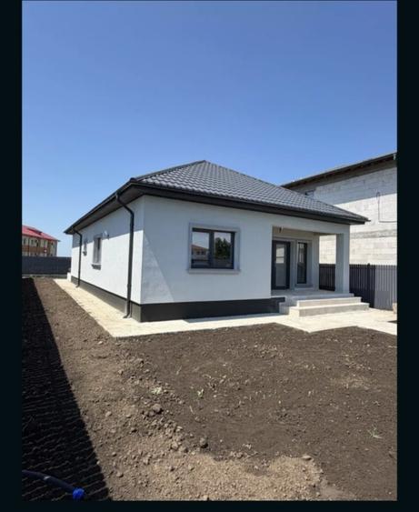 Casă individuală cu 4 camere cu Teren 450 Mp în Cumpăna