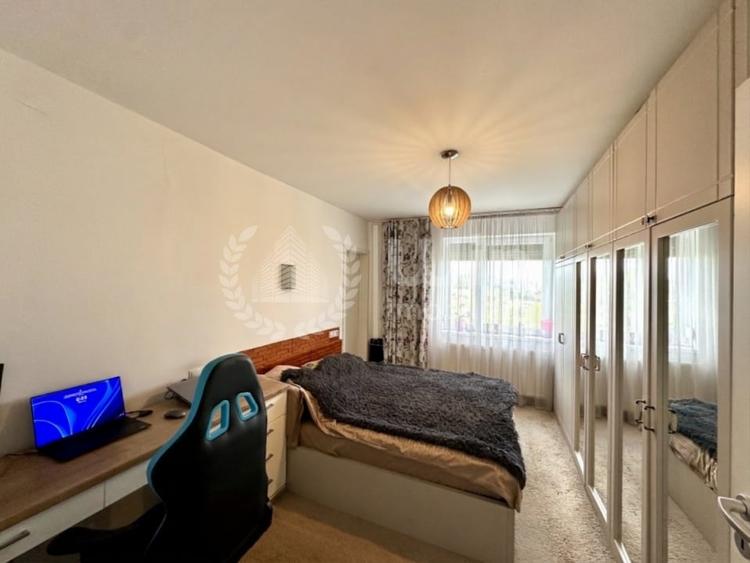 Apartament cu 3 camere semidecomandat, mobilat în Europa