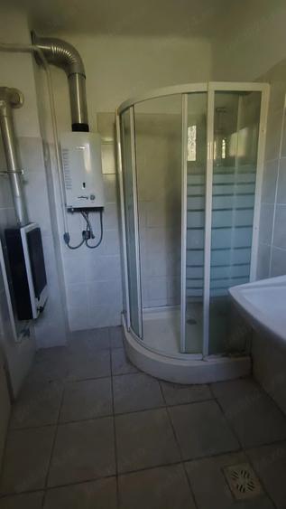 Casă cu 2 camere cu Teren 1700 Mp în Exterior Vest