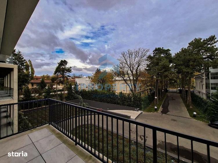 Apartament cu 4 camere, mobilat în Kiseleff