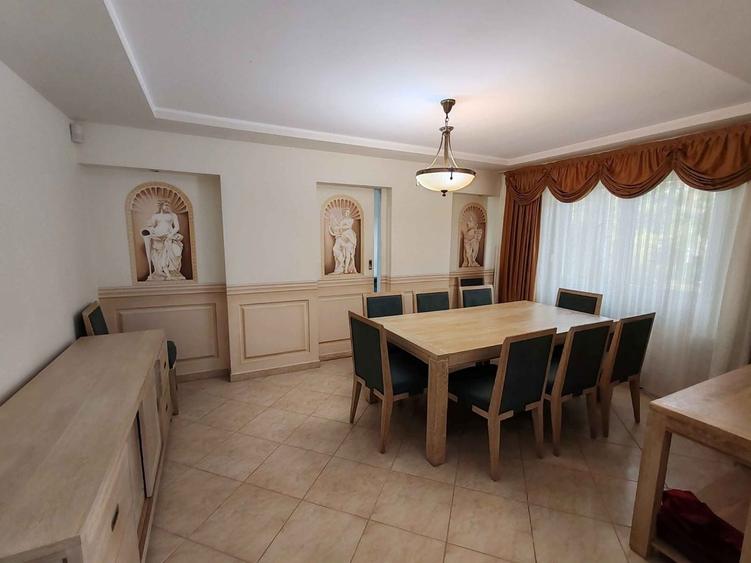 Casă individuală cu 5 camere cu Canalizare în Corbeanca